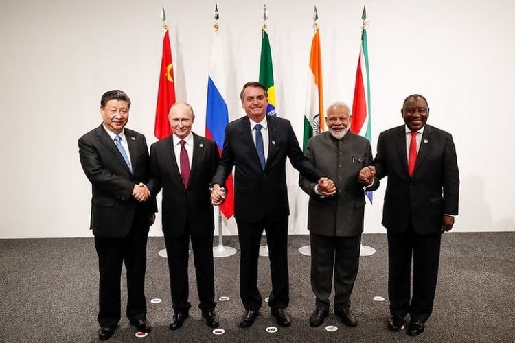 Țările BRICS (Brazilia, Rusia, India, China și Africa de Sud) vor forma baza unei ordini mondiale emergente 